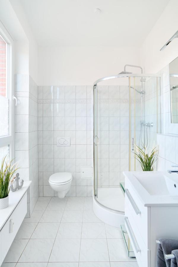 ליבק Ferienwohnung Hafenbucht Moba-Travel מראה חיצוני תמונה